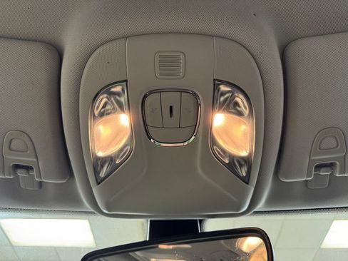 Used 2018 Jeep Compass Trailhawk w/ Cold Weather Group AWD/4WD image 47