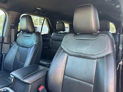 Used 2021 Ford Explorer ST w/ Equipment Group 401A AWD/4WD image 21