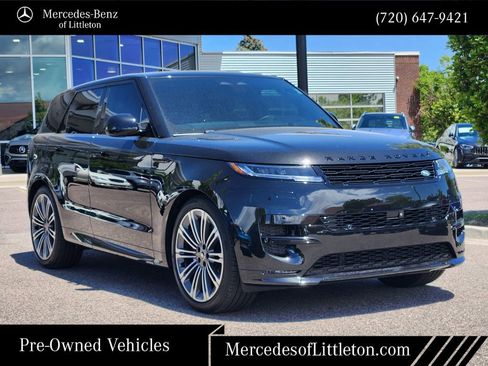 Used 2025 Land Rover Range Rover Sport Dynamic SE AWD/4WD image 3