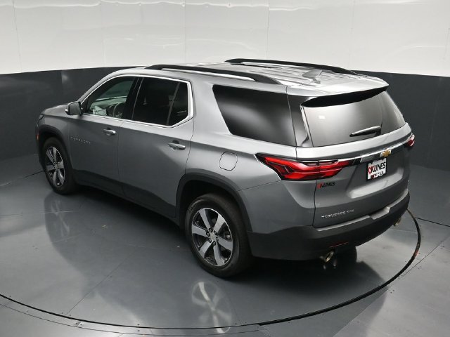 Used 2023 Chevrolet Traverse LT w/ LT Premium Package AWD/4WD image 59