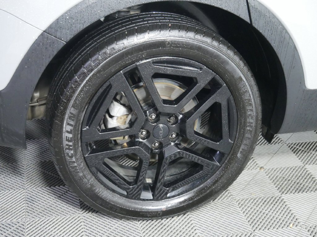 Used 2025 Kia Telluride EX X-Line AWD/4WD image 13