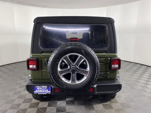 Used 2022 Jeep Wrangler Unlimited Sahara w/ Cold Weather Group image 9