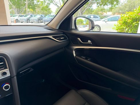 Used 2026 Genesis G70 2.5T RWD image 31