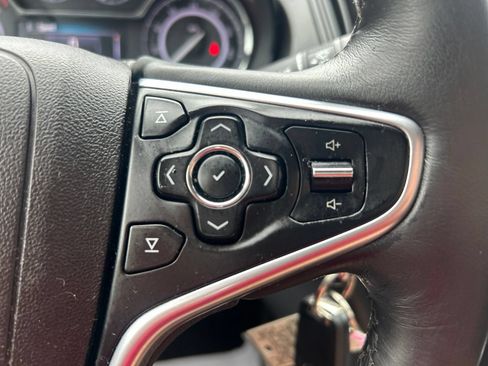 Used 2017 Buick Regal Sport Touring FWD image 23