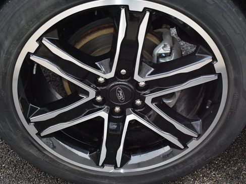 Used 2021 Ford Expedition Limited image 64