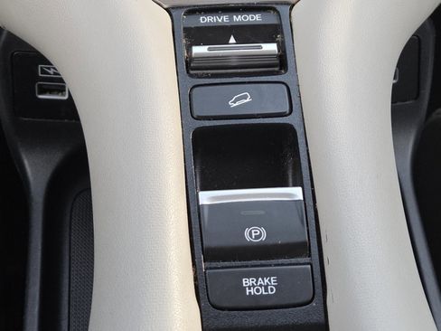 Used 2023 Honda HR-V EX-L image 31