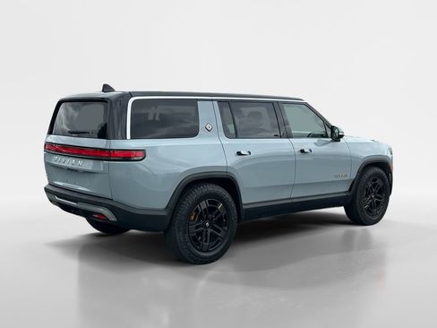 Used 2023 Rivian R1S Adventure AWD/4WD image 5