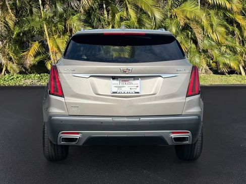 Used 2023 Cadillac XT5 Premium Luxury w/ LPO, Floor Liner Package AWD/4WD image 6