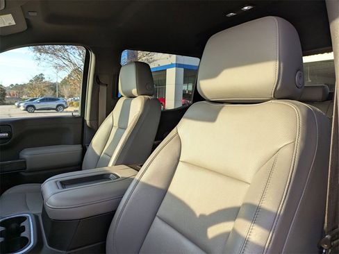 Used 2019 Chevrolet Silverado 1500 LTZ w/ LTZ Convenience Package image 14