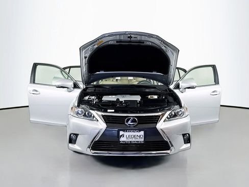 Used 2016 Lexus CT 200h w/ Seat Comfort Package FWD image 23