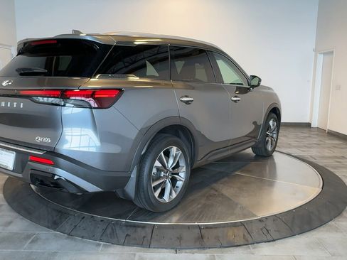 Certified 2023 INFINITI QX60 Luxe w/ Cargo Package AWD/4WD image 8