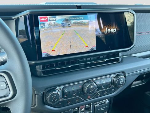 New 2026 Jeep Gladiator Rubicon image 14