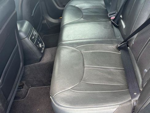 Used 2014 Chrysler 300 C AWD/4WD image 20