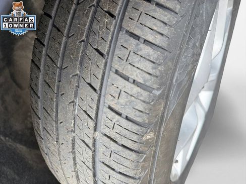 Used 2020 Chrysler Pacifica Touring-L Plus w/ Tire & Wheel Group FWD image 19