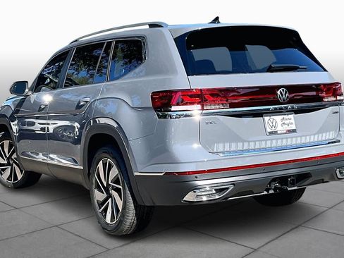 New 2026 Volkswagen Atlas SEL image 12