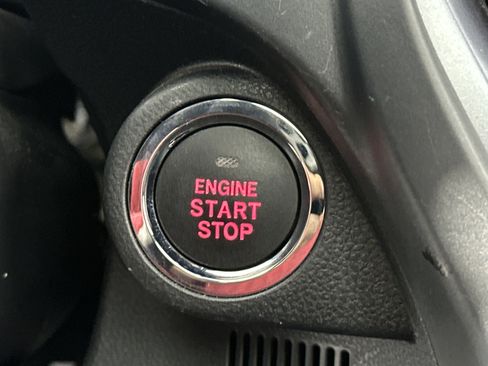 Used 2025 Subaru Forester Limited w/ Popular Package #2 image 27