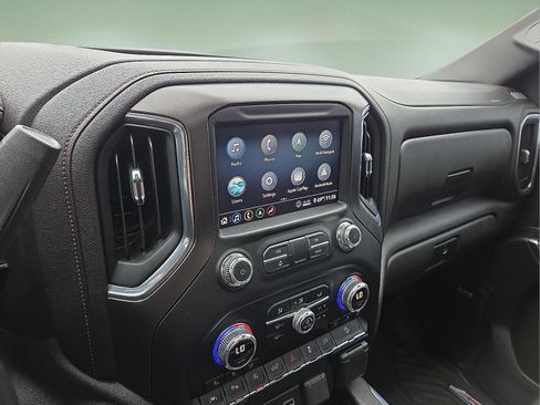 Certified 2020 GMC Sierra 1500 AT4 w/ AT4 Premium Package image 16
