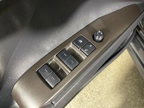 Certified 2023 Toyota Camry SE image 16