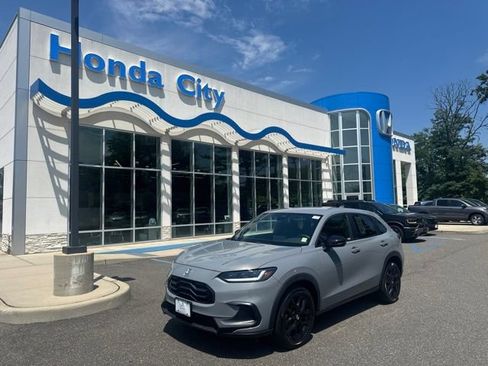 Certified 2024 Honda HR-V Sport image 2