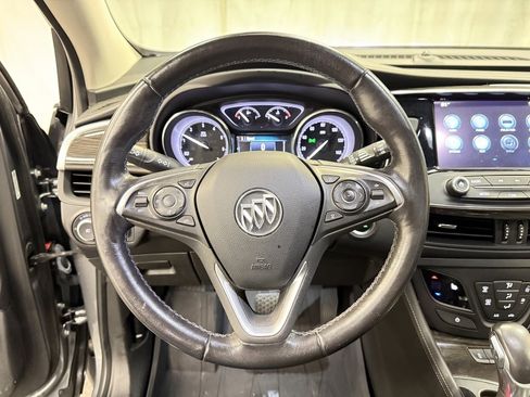 Used 2020 Buick Envision Essence image 29