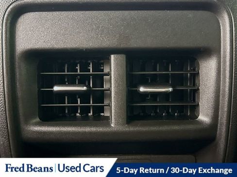 Used 2025 Cadillac XT4 Premium Luxury image 26