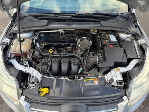 Used 2013 Ford Focus SE w/ SE Winter Pkg image 21