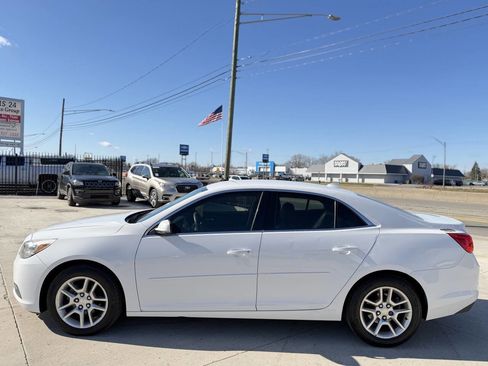 Used 2013 Chevrolet Malibu LT w/ Power Convenience Package image 4