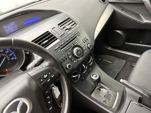 Used 2012 MAZDA MAZDA3 i Touring FWD image 15