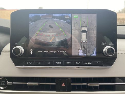 Used 2023 Mitsubishi Outlander SEL image 12