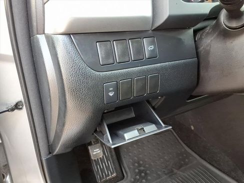 Used 2014 Toyota Highlander Plus image 19