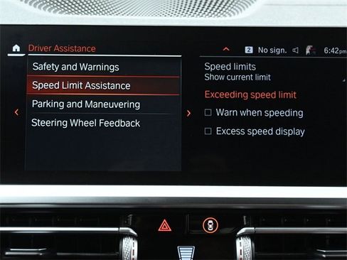 Used 2021 BMW 430i Coupe w/ M Sport Package image 31