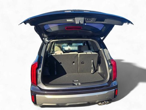 New 2025 Kia Telluride S image 10