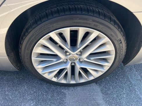 Used 2018 Lexus ES 350 w/ Ultra Luxury Package FWD image 5