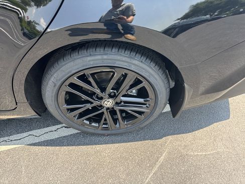 New 2025 Toyota Camry SE image 12