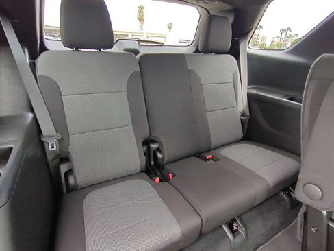 Used 2022 Chevrolet Traverse LT w/ Midnight/Sport Edition FWD image 25