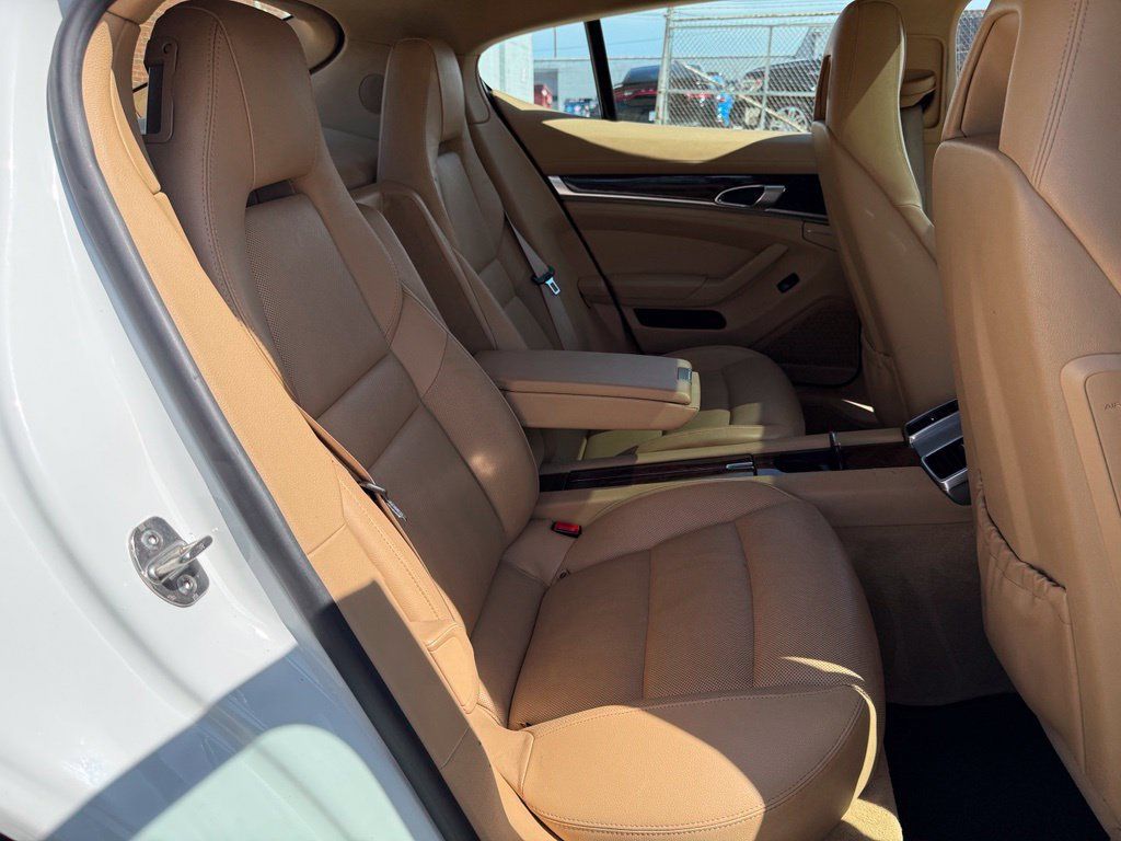 Used 2010 Porsche Panamera 4S AWD/4WD image 21