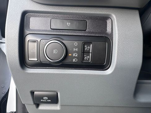 New 2024 Ford F550 4x4 Regular Cab Super Duty image 28