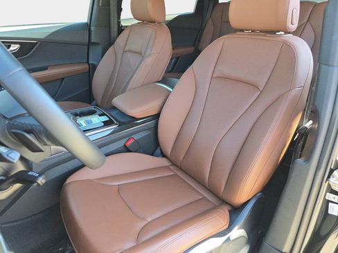 Certified 2023 Audi Q7 3.0T Prestige AWD/4WD image 19