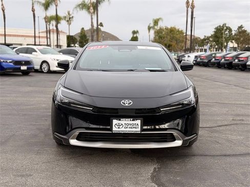 Used 2024 Toyota Prius Prime SE image 2