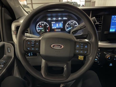 Used 2025 Ford F250 XLT image 15