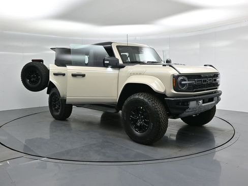 New 2025 Ford Bronco Raptor w/ Interior Carbon Fiber Pack image 32