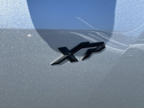 Used 2022 Toyota Highlander LE FWD image 10