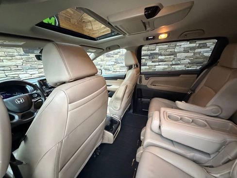 Used 2018 Honda Odyssey EX-L image 27