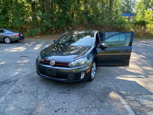 Used 2014 Volkswagen GTI Driver's Edition FWD image 46