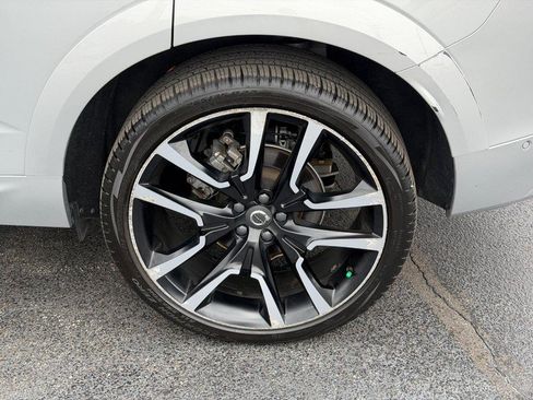 Certified 2023 Volvo XC60 B5 Ultimate w/ Climate Package AWD/4WD image 8
