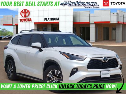 Used 2023 Toyota Highlander XLE