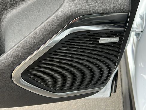 New 2026 Chevrolet Traverse High Country w/ LPO, Floor Liner Package image 14