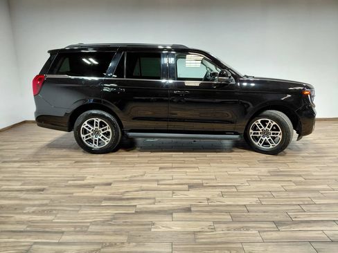 Certified 2025 Ford Expedition Active AWD/4WD image 20
