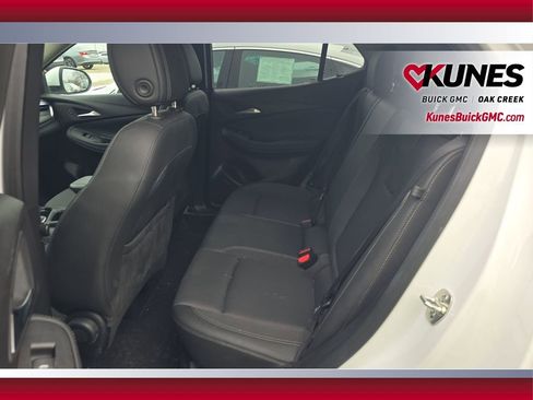 Used 2025 Buick Encore GX Preferred image 20