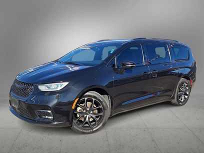 Used 2021 Chrysler Pacifica Touring w/ S Appearance Package